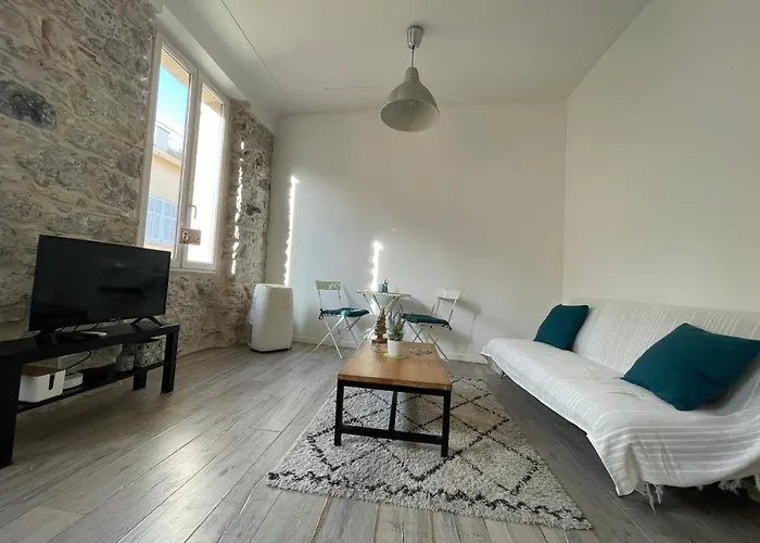 شقة Charming Haven In *