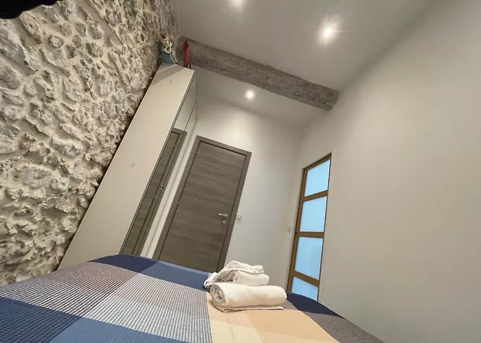 شقة Charming Haven In *